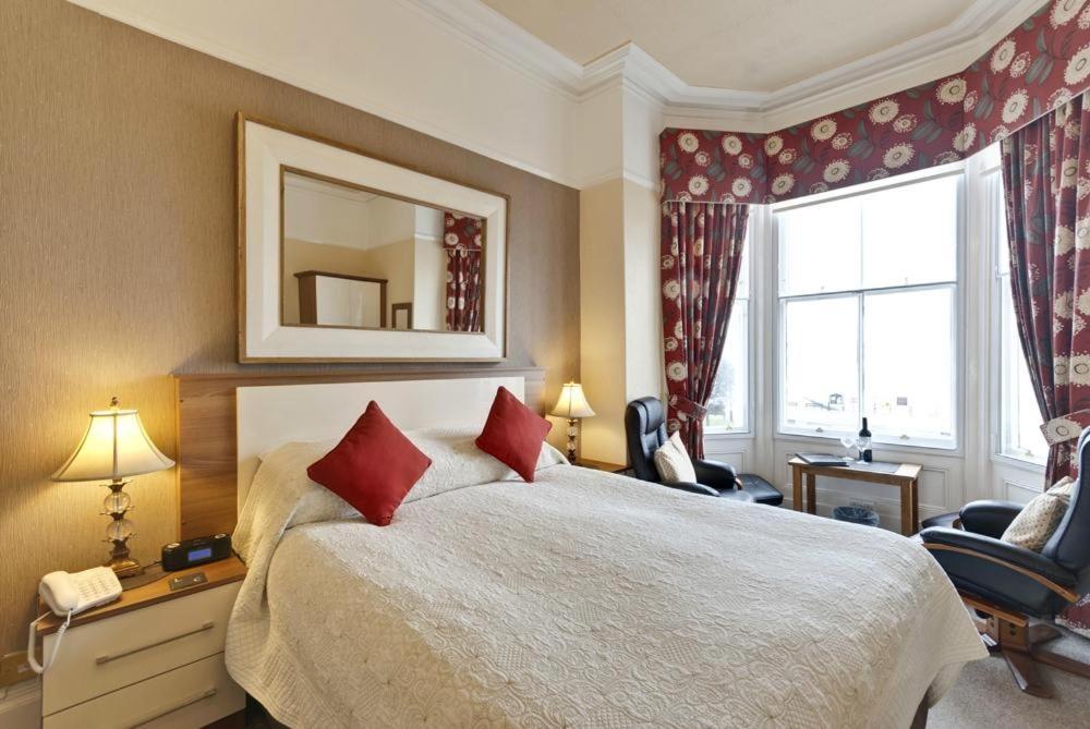 Lauriston & Lawton Court Hotel Llandudno Exteriör bild