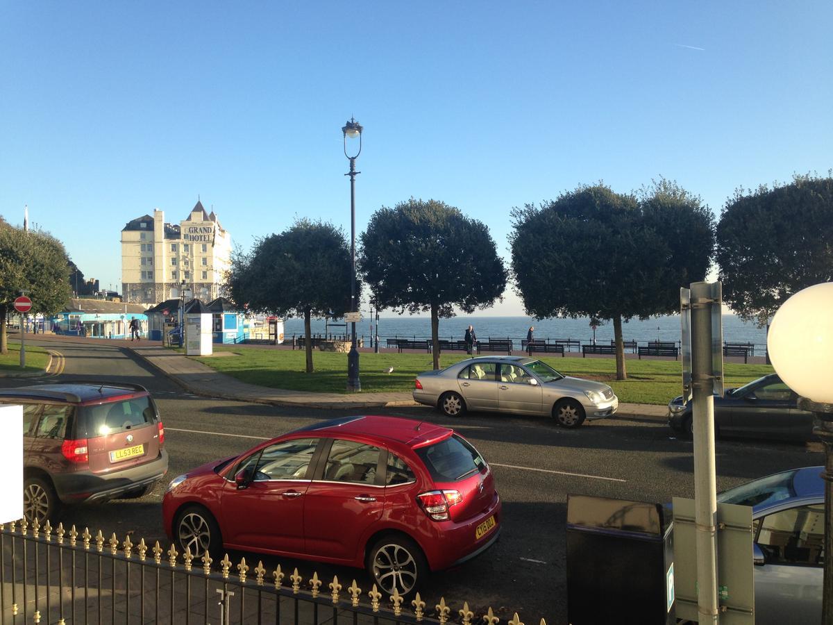 Lauriston & Lawton Court Hotel Llandudno Exteriör bild